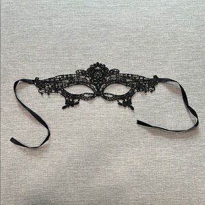 🍀 4/$15! Elegant Black Lace Eye Mask